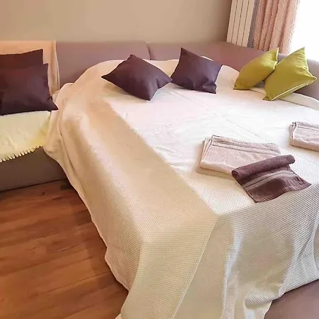 At Dream Apartament *